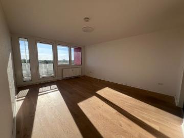 Freundlich helle 2 Zimmer Wohnung mit Balkon