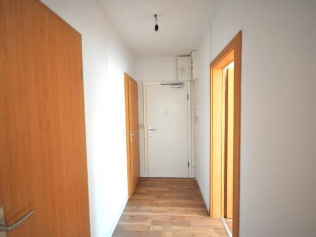 Freundliche 4 Zi. Whg. + Balkon im beliebten Dichterviertel