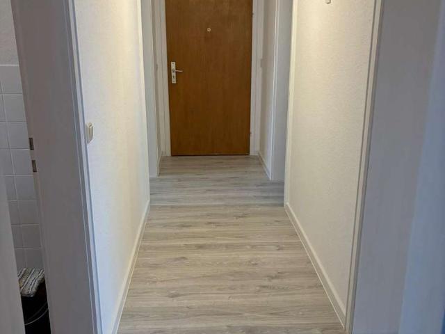 Freundliche 1 Zimmer Wohnung, DG li