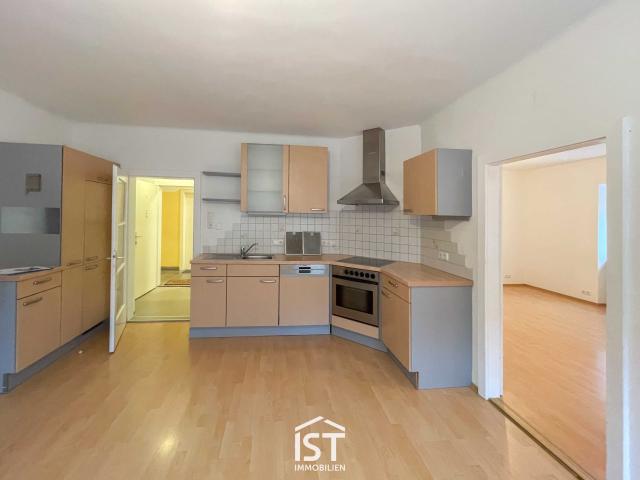 Freundliche 2 Zimmer Wohnung mit Balkon
