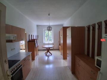 Freundliche 2 Zimmer Wohnung mit großzügiger Wohnküche und Gemeinschaftsgarten
