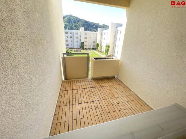 Freundliche 2 Zimmerwhg. in herrlicher Sonnenlage mit Balkon!