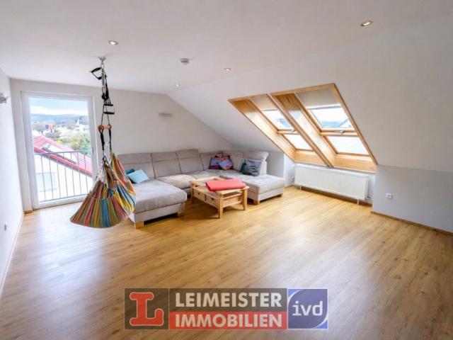 Freundliche 3 Zi. Wohnung TEILMÖBLIERT & LICHTDURCHFLUTET in Niedernberg