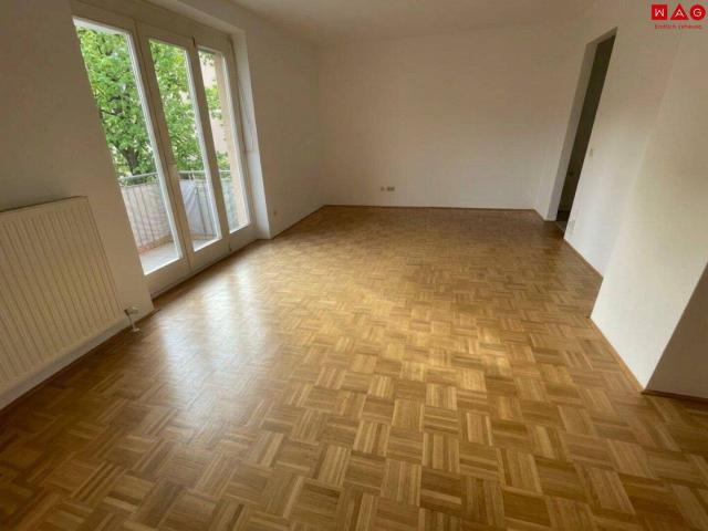 Freundliche 3 Zimmer Wohnung mit Balkon!