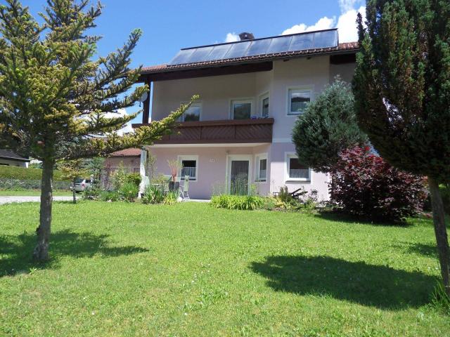 Freundliche 3 Zimmer Wohnung mit Balkon und EBK in Feffernitz
