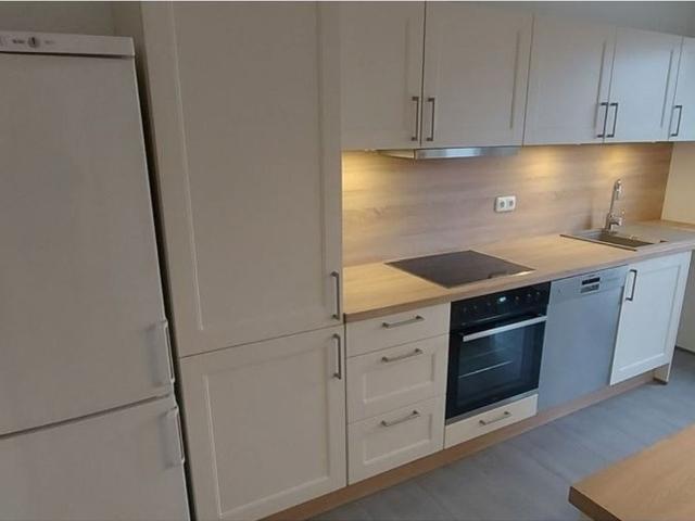 Freundliche 3 Zimmer Wohnung mit EBK in Wandsbek