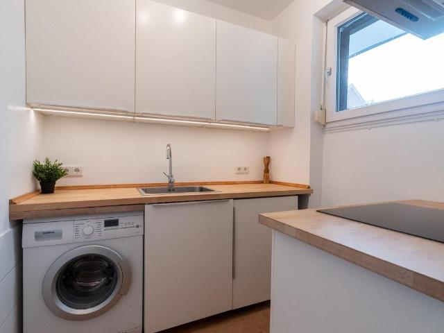 Freundliche, vollmöblierte und zentrale 1 Zimmer Wohnung in Bremen Neustadt, Bremen Amsterdam Apartments for Rent