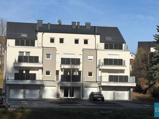 Freundliche Dachgeschoßwohnung mit Terrasse