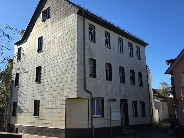 Freundliche,helle 1 Raum WE ca. 30 m², mit EBK+Möblierung, in Saalfeld 5 Min. vom Stadtkern entfernt
