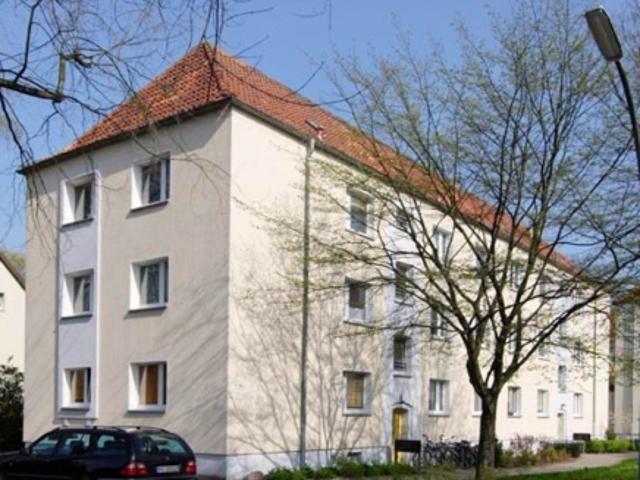 Freyastr. 67, 2 R Schöne 3 Zimmer Wohnung mit Tageslichtbad