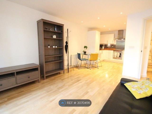 Frean Street, London SE16, 1 bed flat to rent, £2,100 pcm | PrimeLocation