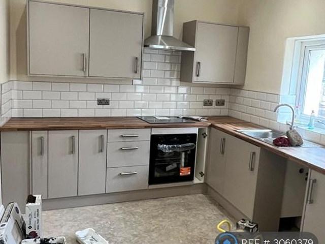 Frederick St, Accrington, BB5 3 bed end of terrace house to rent £925 pcm £213 pw