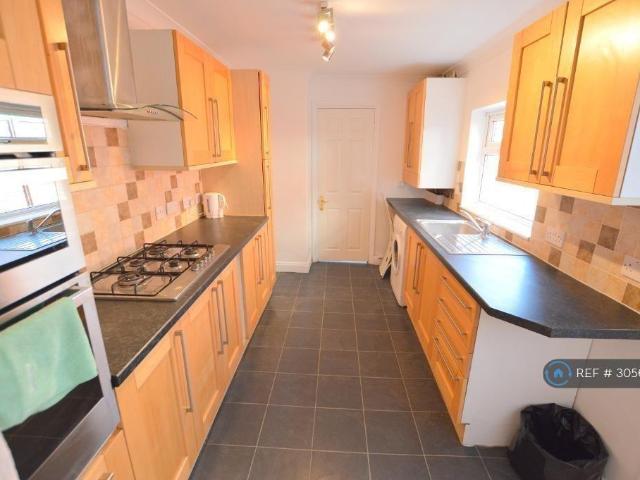 Frederick St, Luton, LU2 3 bed terraced house £1,600 pcm £369 pw