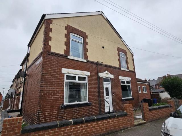 Frederick Street, Goldthorpe 2 bed terraced house to rent £675 pcm £156 pw