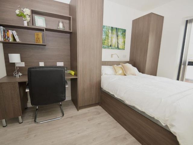 Frederick Road, Birmingham B29, 1 bed flat to rent, £950 pcm | PrimeLocation