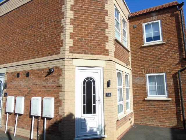 Fredricks Court, King's Lynn 2 bed semi detached house to rent £925 pcm £213 pw