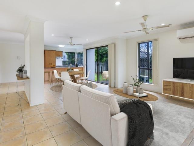 Free Standing Home In Immaculate Secure Complex