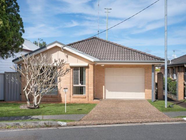 Free Standing Home, Low on Maintenance, High on Convenience