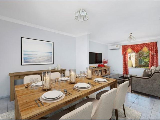 FREE STANDING HOME | WALK TO SHOPS & TRAIN STATION!