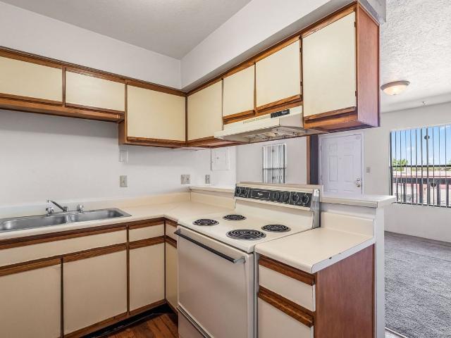 FREE UTILITIES! GREAT VIBES! Studio Apartment for Rent at 5851 Anderson Ave Se, Albuquerque, NM 87108 South San Pedro