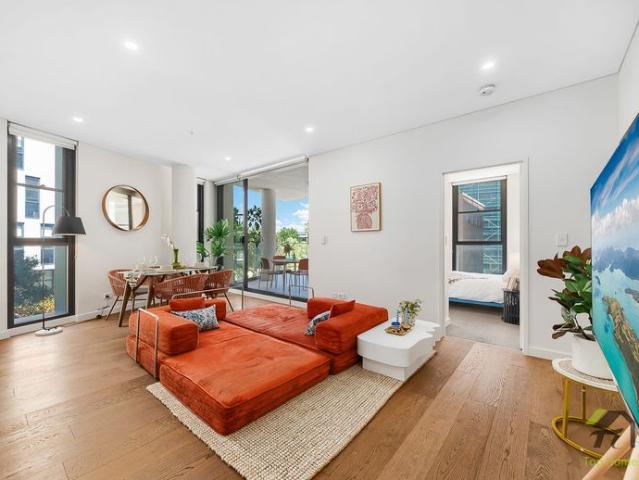Free Wifi Well Furnished & Equiped Walk to Green Square Station