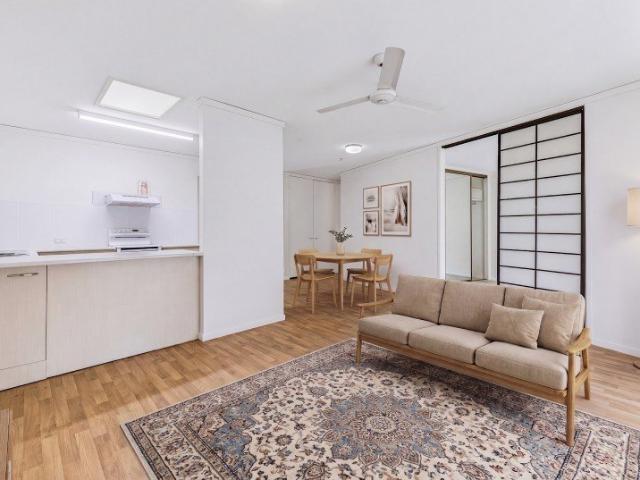 Freehold 2bdrm Unit Nambour. $495,000