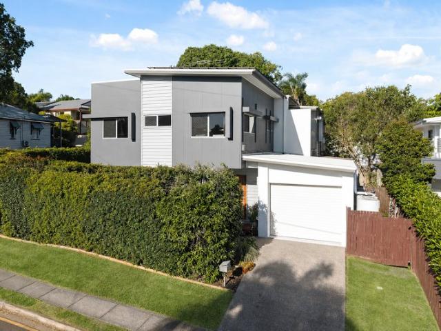 Freehold Townhouse on a Corner Block with No Body Corporate