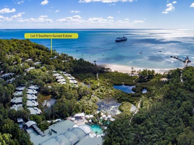 Freehold Waterfront Land Kingfisher Bay