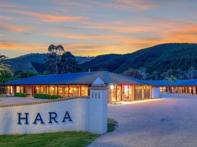 FREEHOLD Hara House, Bright VIC 1P0613