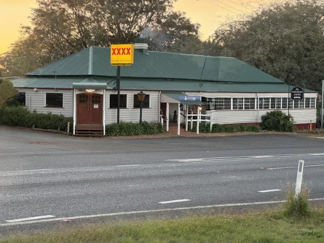 FREEHOLD INVESTMENT HOTEL + A HOUSE MAJOR INTEREST OFFER NOW !