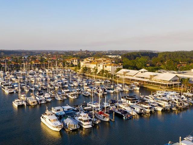 Freehold Marina Berth For Sale Ideal Investment with Great Rental Returns Or a Safe Place To Moor Your Boat and Bridge Free