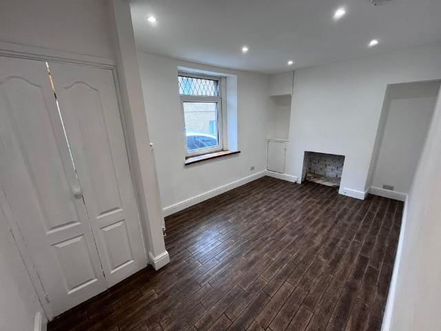 Freeman Street, Brynhyfryd, Swansea SA5 9LW