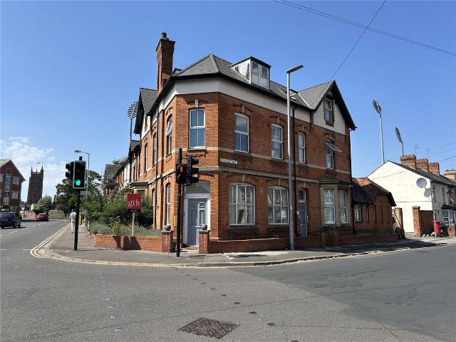 Freemantle House, 21 Priory Avenue, Taunton, Somerset TA1, 1 bed flat to rent, £825 pcm | PrimeLocation