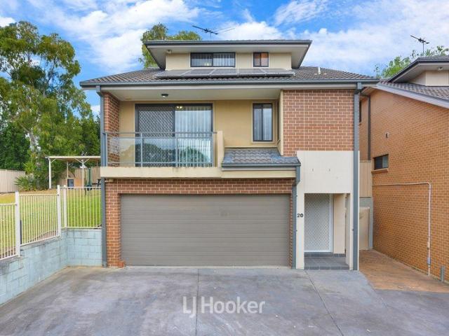 Freestanding 4 Bedroom Townhouse with 3 Bathrooms & Double Garage! Elevated Outlook Over Harvey Hill Lookout & Toward The Blue Mountains! Low Strata!