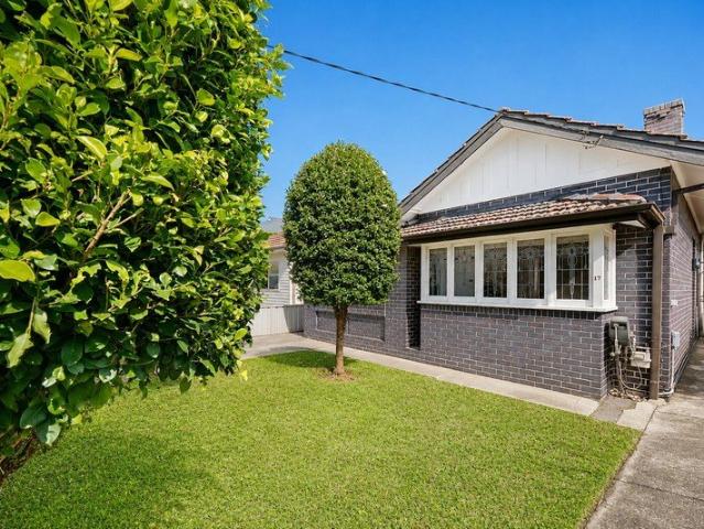 Freestanding Family Home with Room to Grow + Parking & Big Beautiful Backyard!