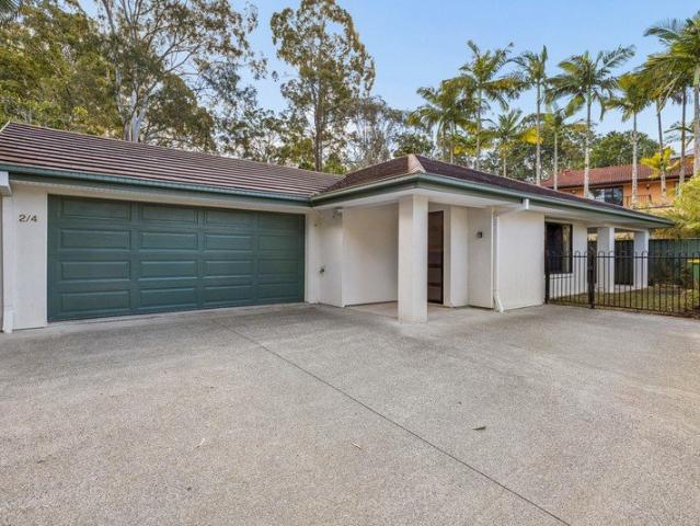 FREESTANDING HOUSE GREAT LOCATION