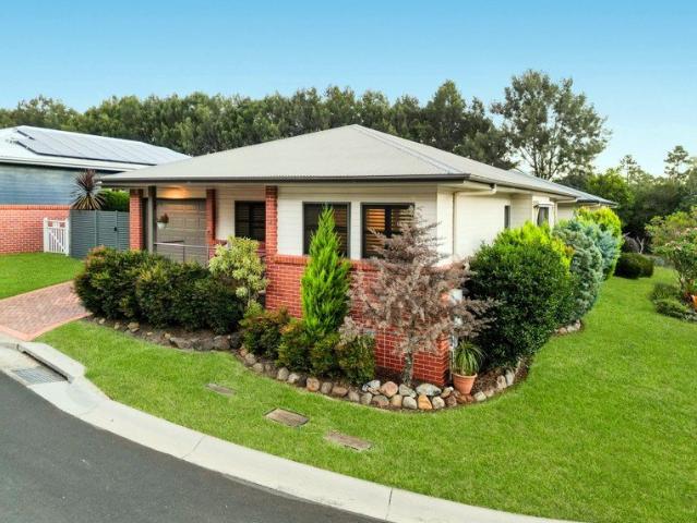 Freehold Living Without the Maintenance