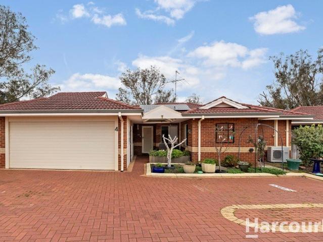 Freestanding, Spacious & Park Views!
