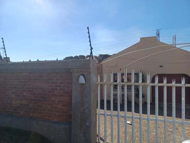 Freestanding Rental Monthly In Johannesburg