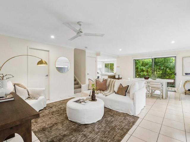 Freestanding Townhouse in a Small Gated Complex