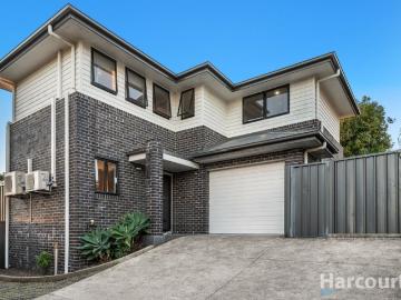 Freestanding Townhouse Living with Everyday Convenience at Your Doorstep
