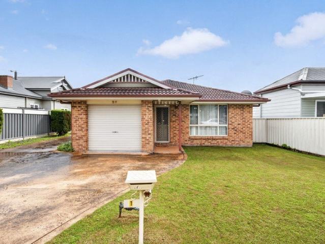 FREESTANDING VILLA ON THE EDGE OF CBD