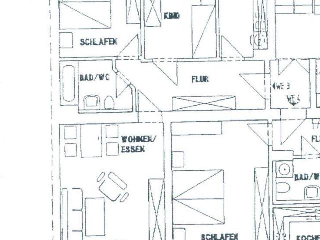 Frei ab dem 1.1.27 ! 1. OG / Schlafräume zum Innenhof / Balkon an der Küche !