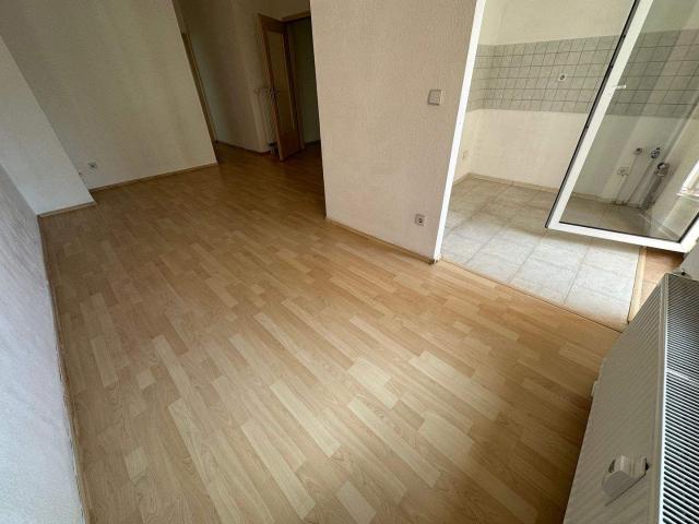 Frei ab Sofort 2.OG + offene KÃ¼che + Bad mit Wanne !