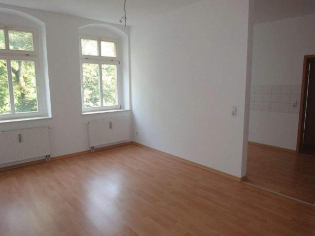 Frei ab sofort + Wanne/Dusche/Fenster im Bad + 1. OG