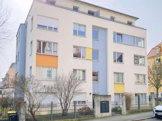 frei ab 01.08.2026: möblierte 2 Raum Wohnung mit Balkon