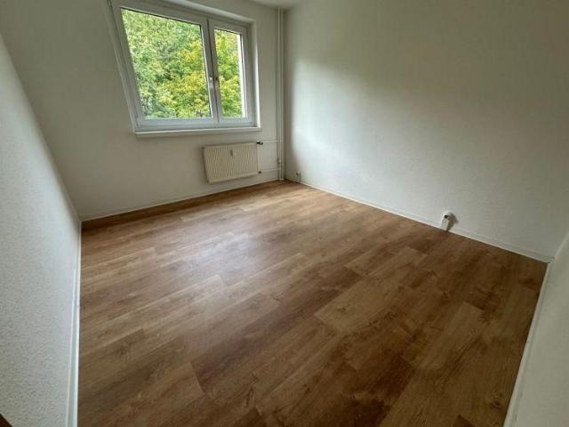 Frei ab 1.1.27 TOP Whg. zzgl. EBK* im 3. OG direkt am Stadtpark !