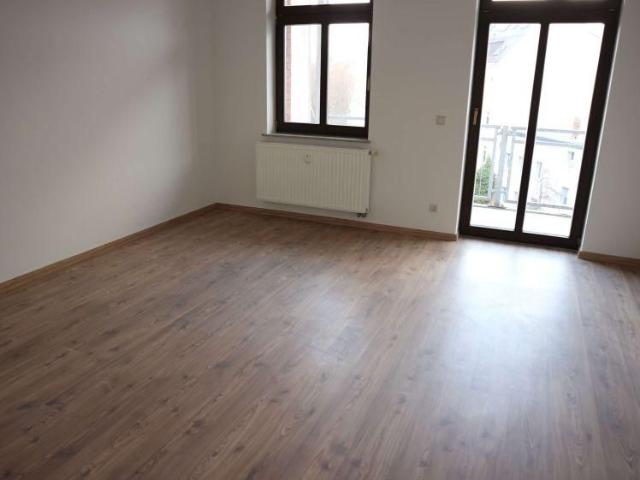 Frei ab 1.2.2027 im 3.OG ! EBK Abkauf mögl. ! Gäste WC + Balkon !