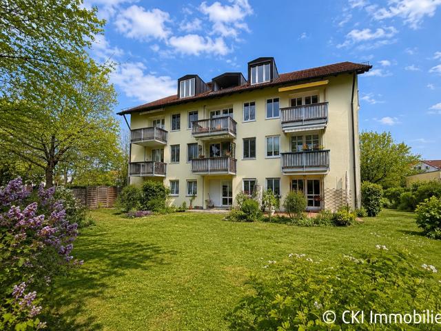 Frei ab 1.8.26! Helle 2 Zi. ETW mit Westbalkon in Höhenkirchen Siegertsbrunn im Lkr. München
