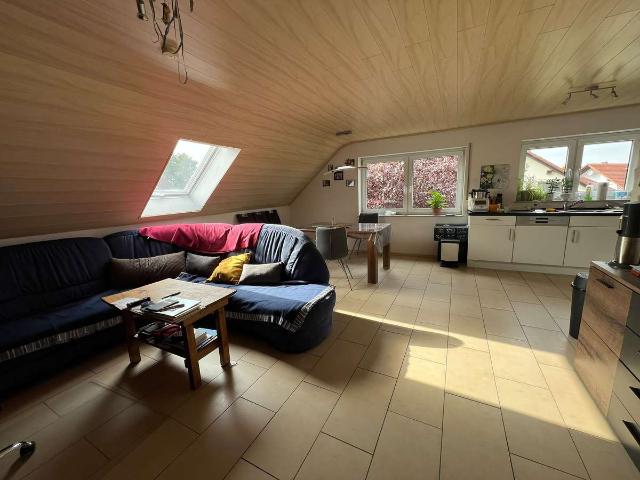 Frei ab 2027: Helle DG Wohnung in Ilshofen mit eigenem Garten & Garage